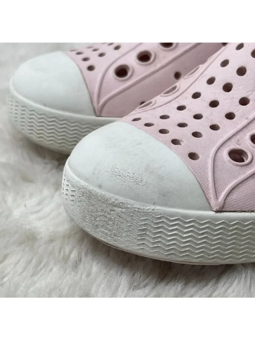 Native Jefferson Shoes Kids Size 9 Pink Slip On Perforated Water Sneakers Toddle